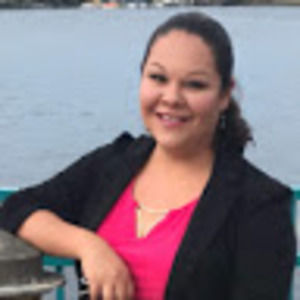 Meet your Posher, Ines